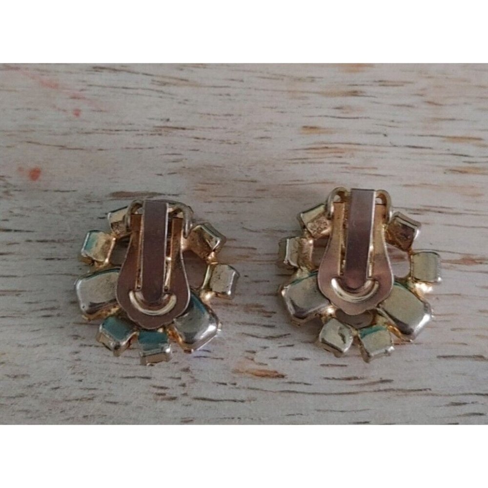 Vintage Mid Century Yellow Rhinestone Starburst Earrings Clip On - Picture 6 of 6
